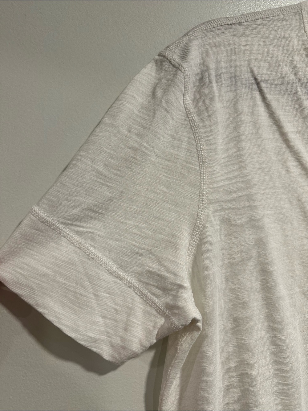 VINCE Men’s Short Sleeve Soft Slub Cotton Henley Tee Shirt Top White Medium - Picture 5 of 8